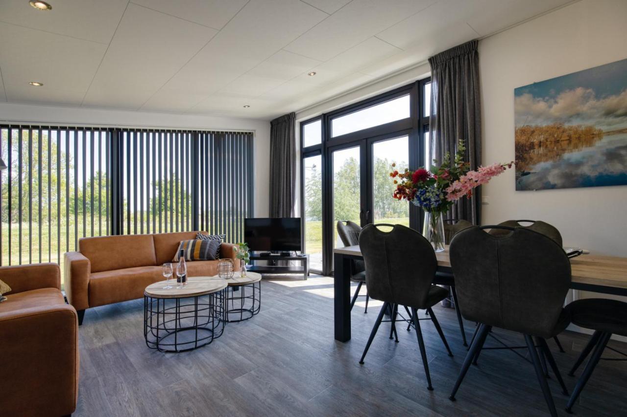 Recreatiepark Jachthaven De Veerstal Lathum - Luxe Chalet Eksteriør billede
